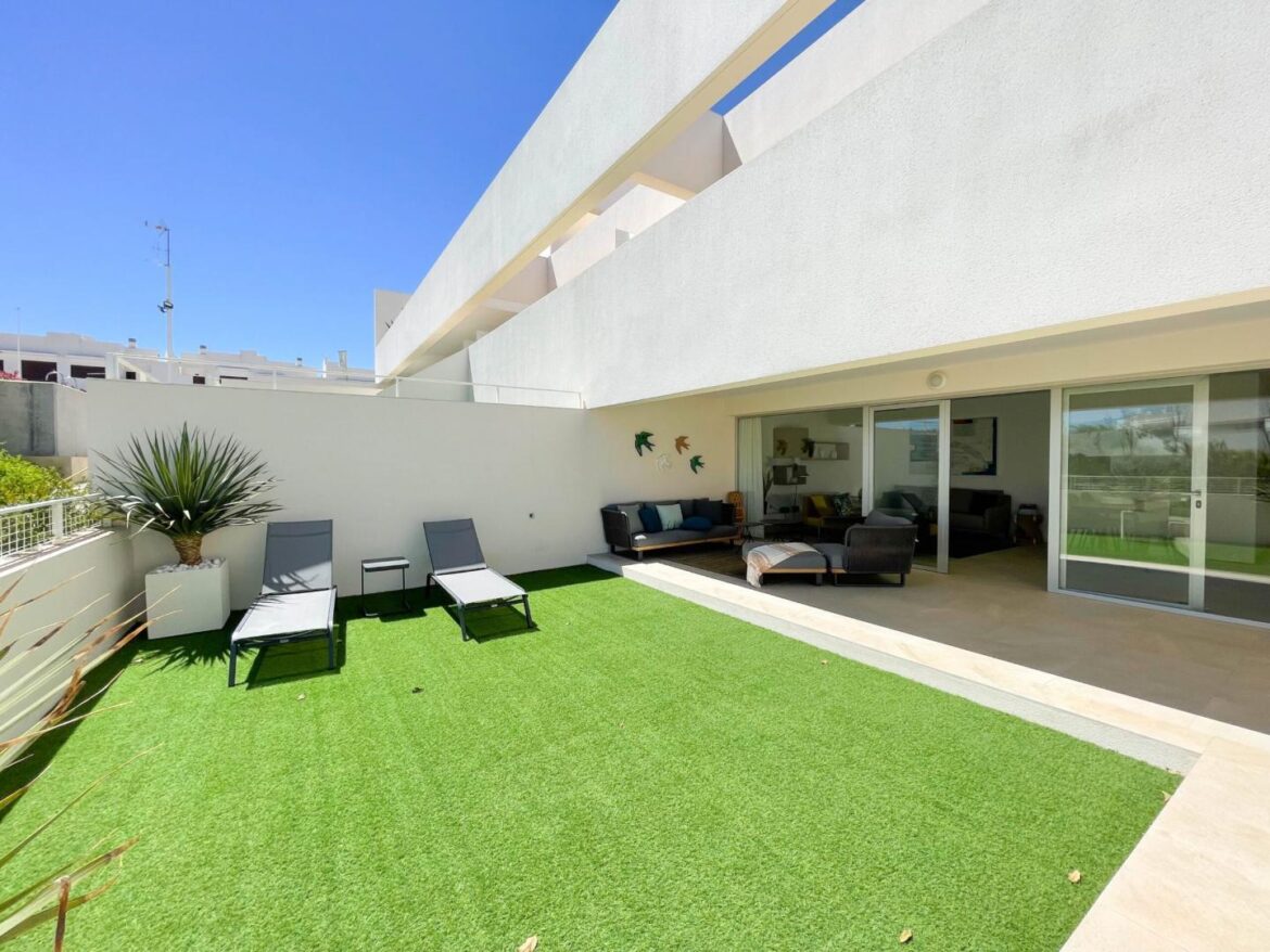 apartment – Alicante, Los Balcones – Area 90 m²