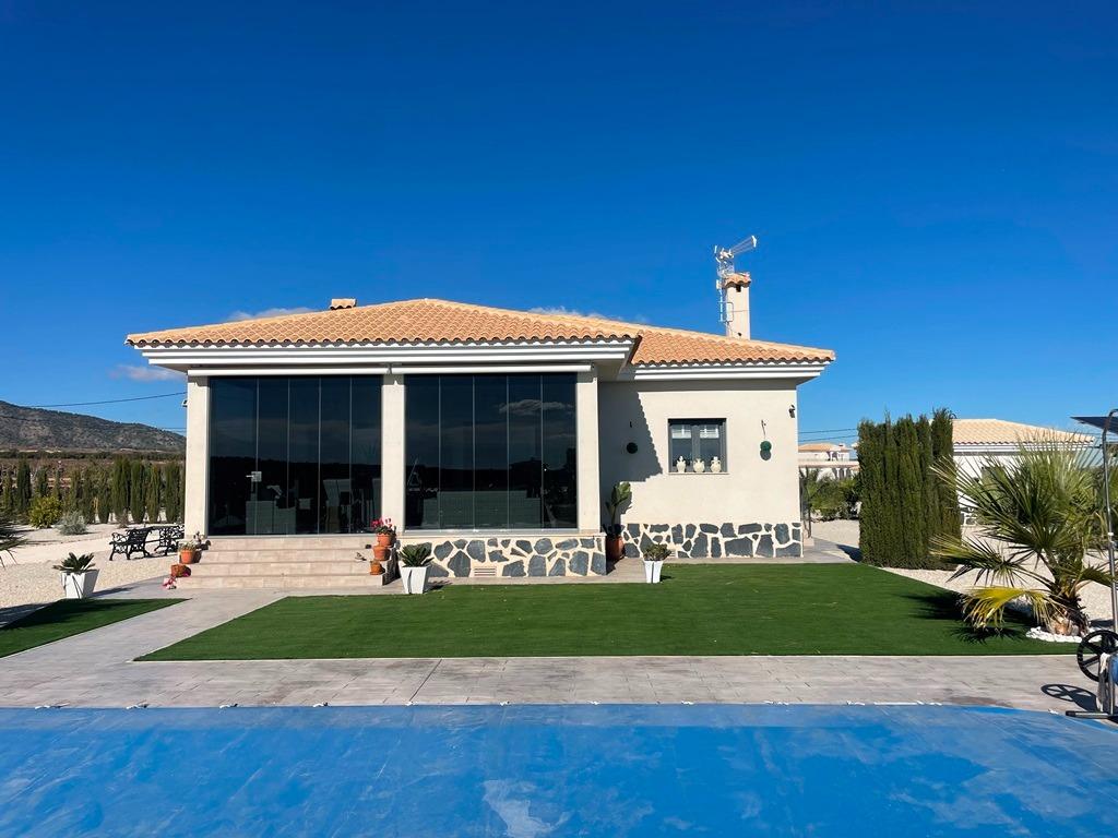 Villa – Alicante, Pinoso – Area 120 m²