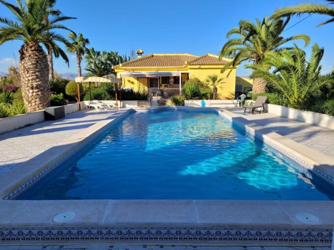 Villa with annex – Alicante, Callosa de Segura – Area 264 m²
