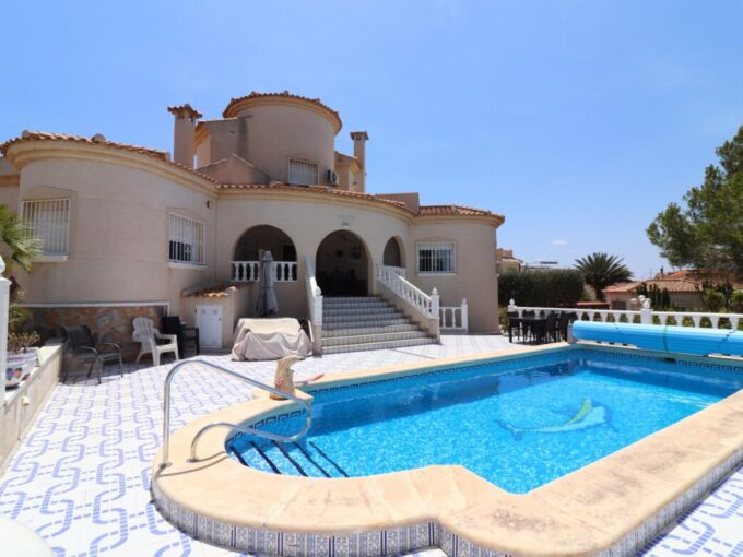 Detached Villa – Alicante, Algorfa – Area 116 m²